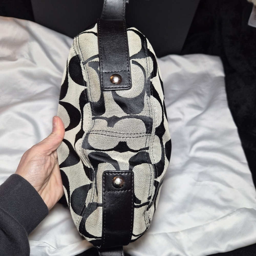 COACH Vintage Y2K ZOE HOBO - Picture 7 of 14